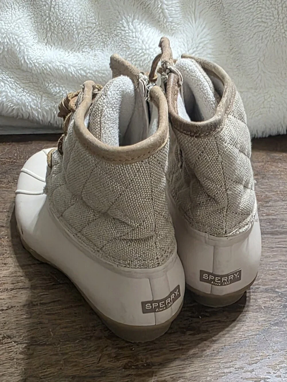 Sperry Quilted Cream and Tan Lace-Up Waterproof Duck Boots